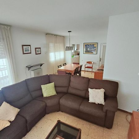 Apartamento Duplex Vacacional Arenys de Mar Bagian luar foto